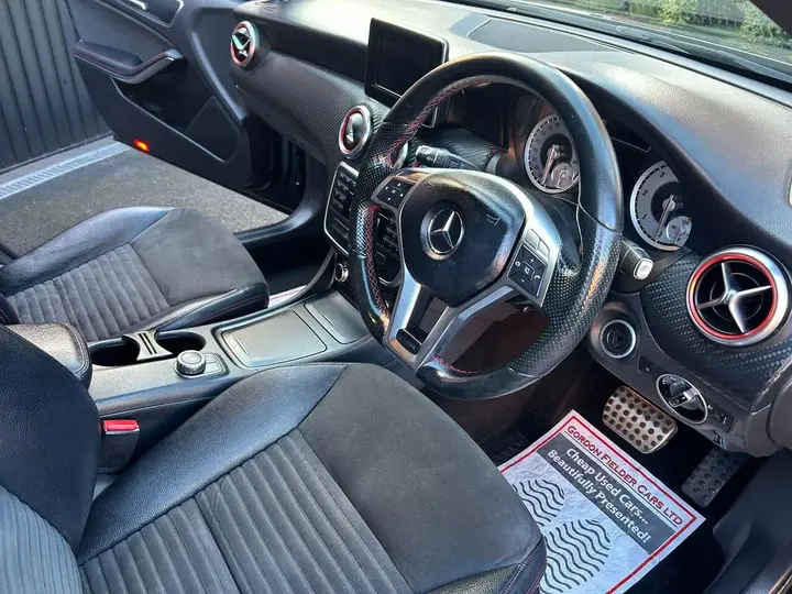 Mercedes-Benz A-Class 2014 photo 2