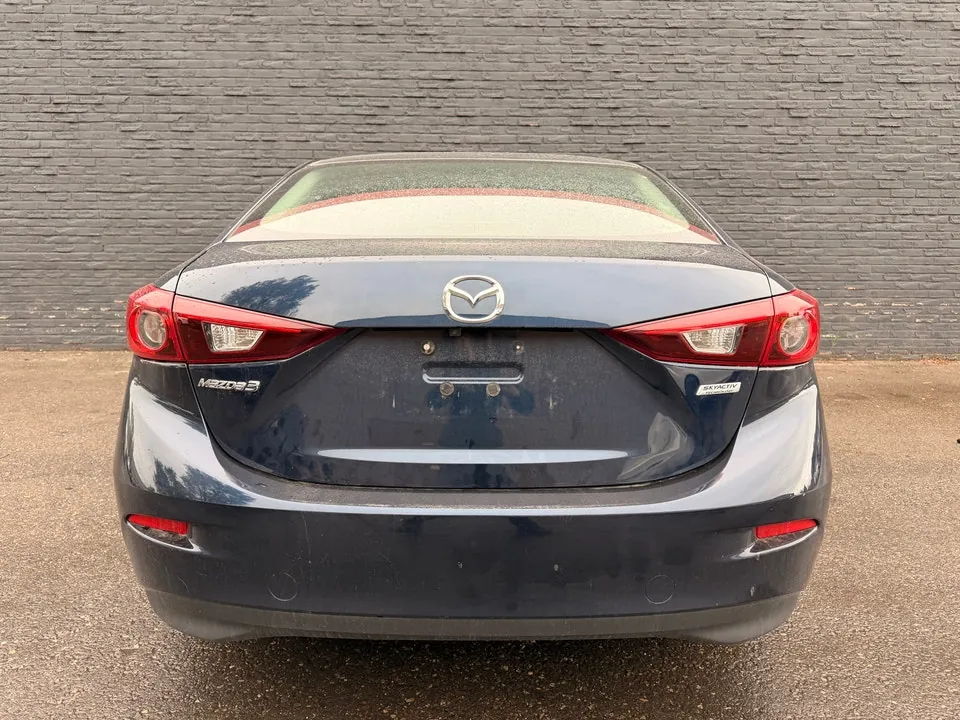 Mazda 3 2018 photo 4
