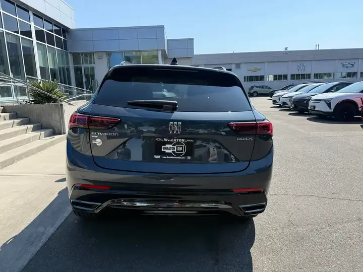 Buick Envision 2026 photo 5