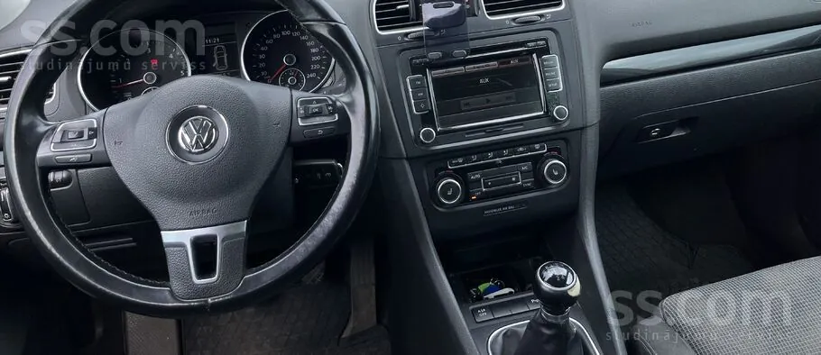Volkswagen Golf 2012 photo 5
