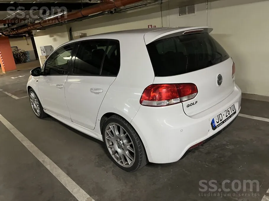 Volkswagen Golf 2012 photo 3