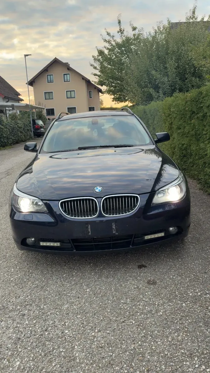 BMW 5 Series 2006 photo 2