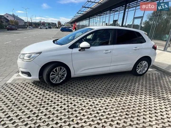 Citroen C4 2017 photo 2