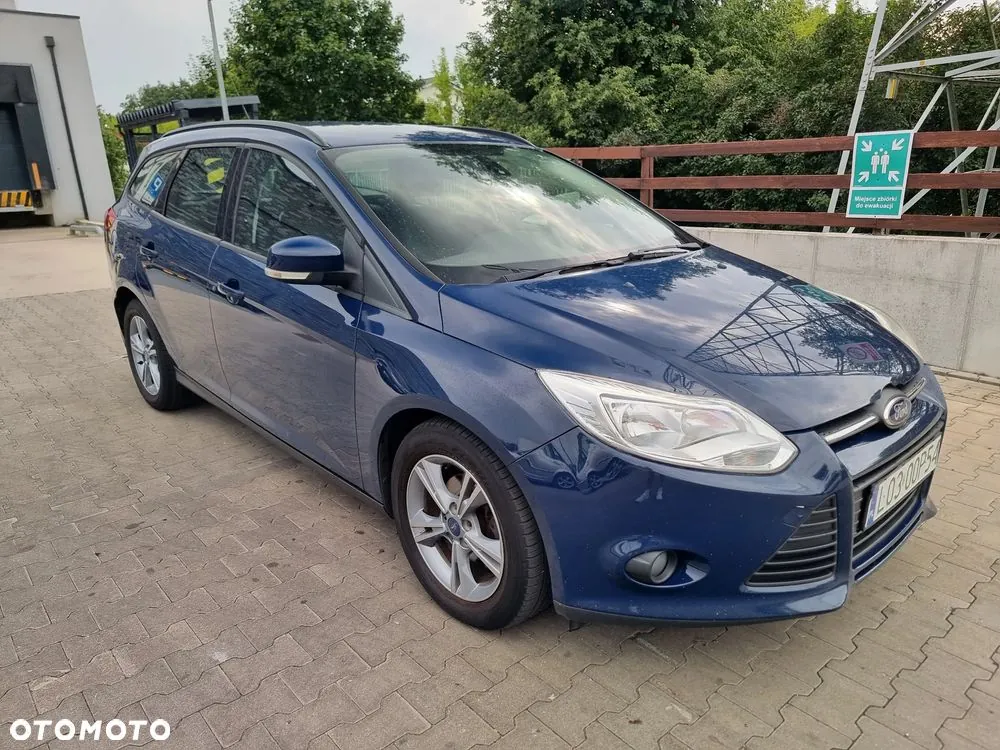 Ford Focus 2014 photo 2