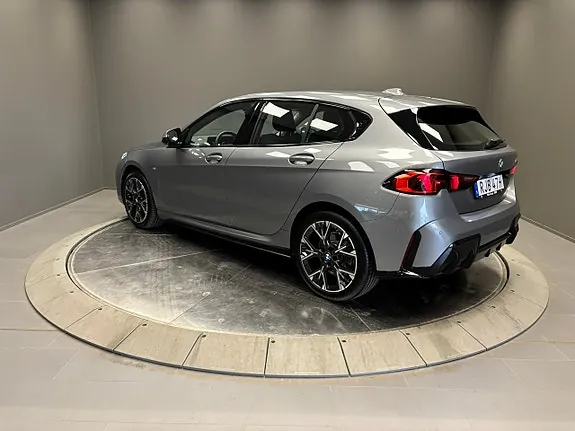 BMW 120 2025 photo 3