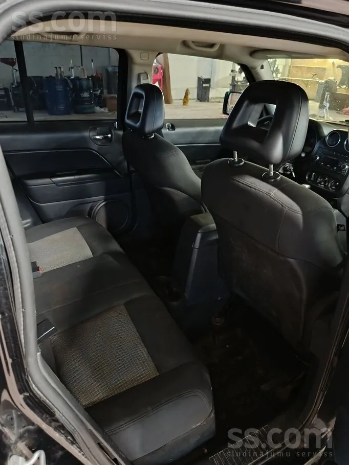 Jeep Patriot 2009 photo 4