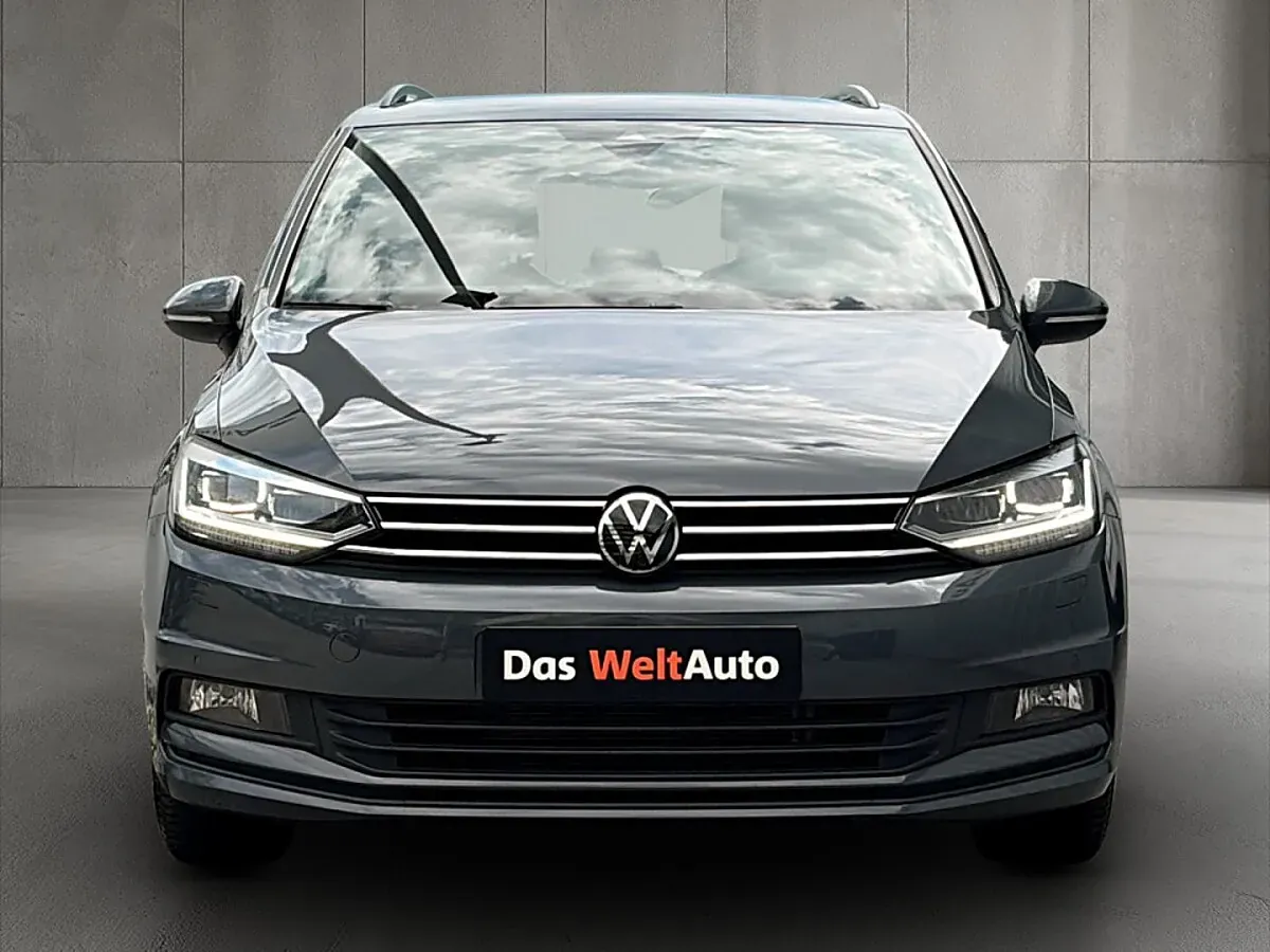 Volkswagen Touran 2023 photo 2