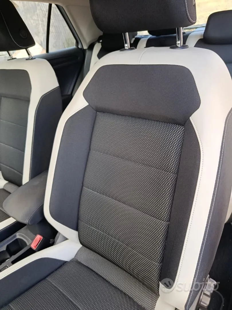 Volkswagen T-Roc 2019 photo 5