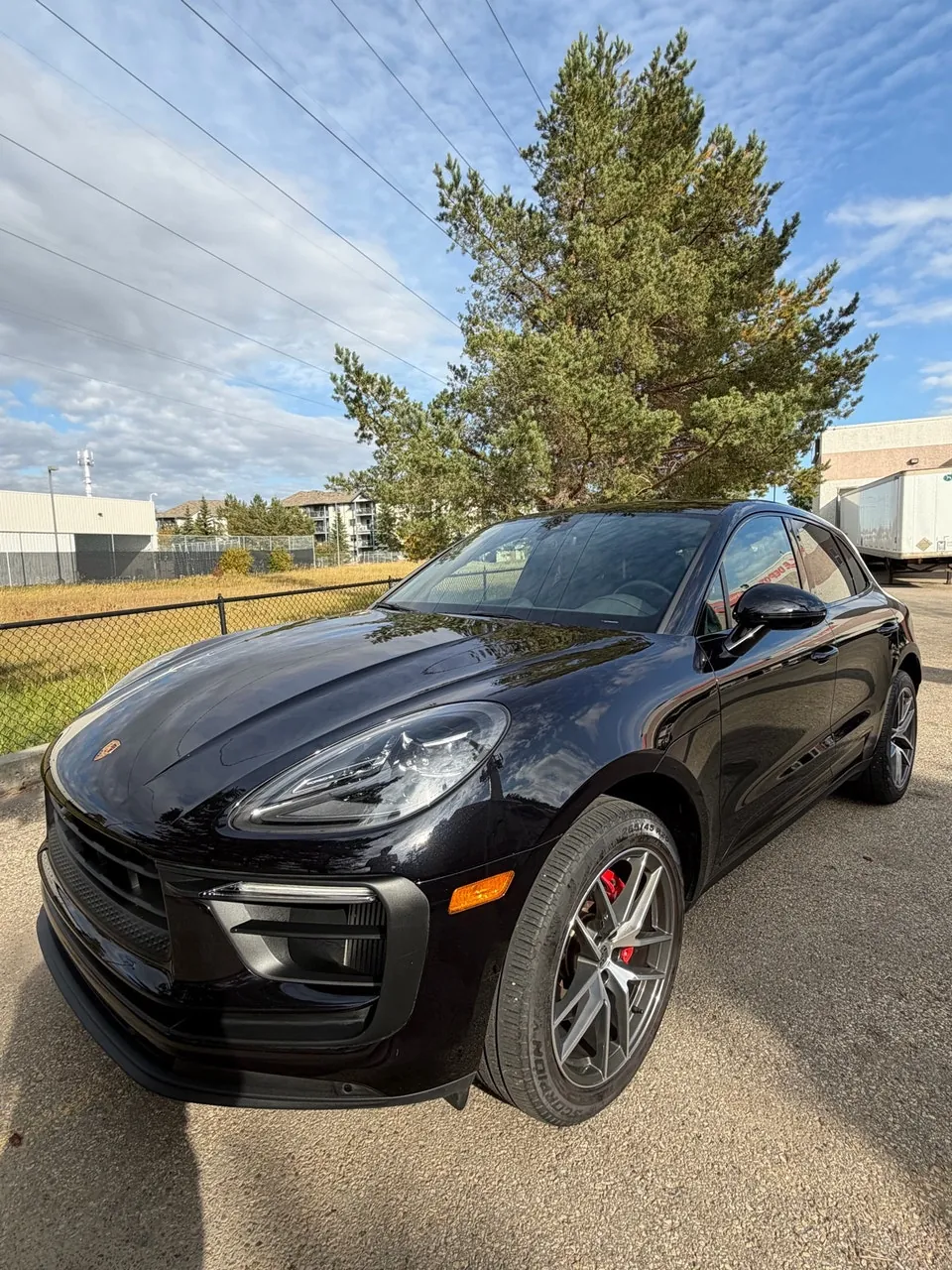 Porsche Macan 2023 photo 2