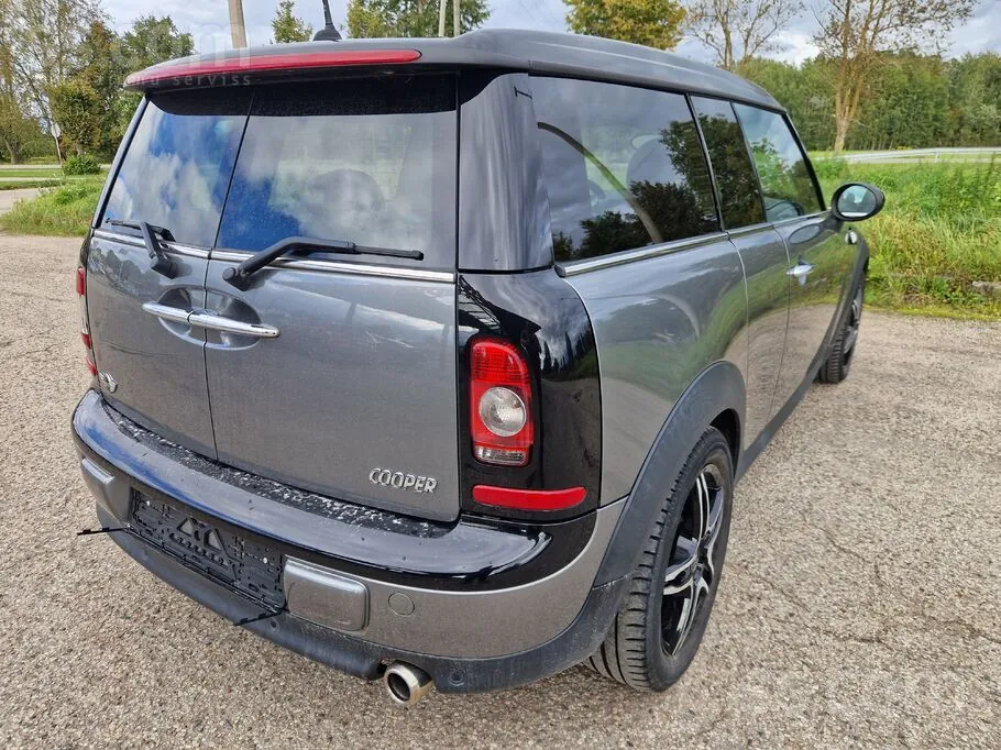 Mini Cooper Clubman 2010 photo 2