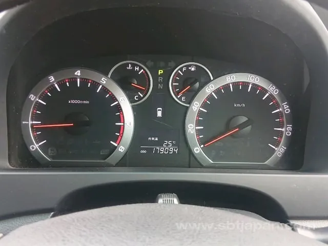 Toyota Alphard 2010 photo 2
