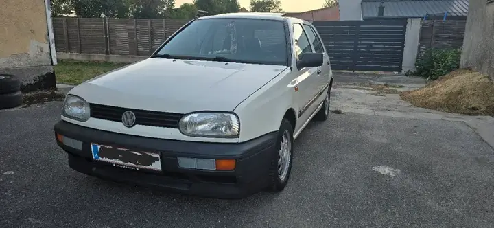 Volkswagen Golf 1994 photo 2