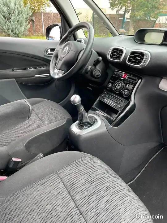 Citroen C3 Picasso 2011 photo 4