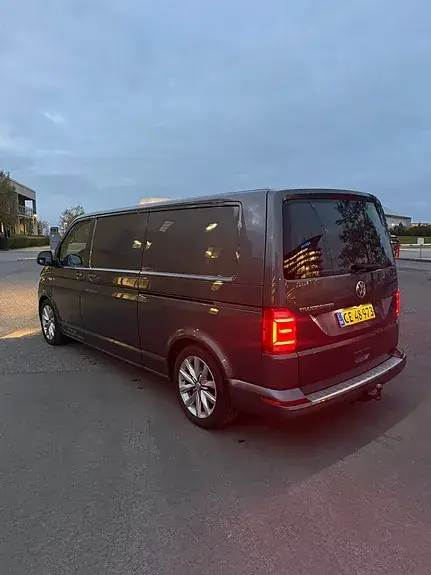 Volkswagen Transporter 2019 photo 3