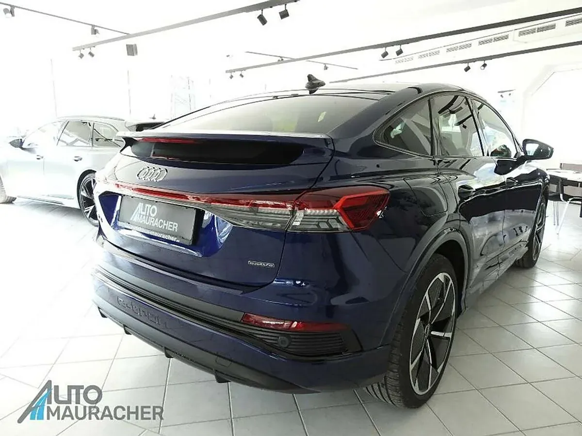 Audi Q4 2021 photo 3