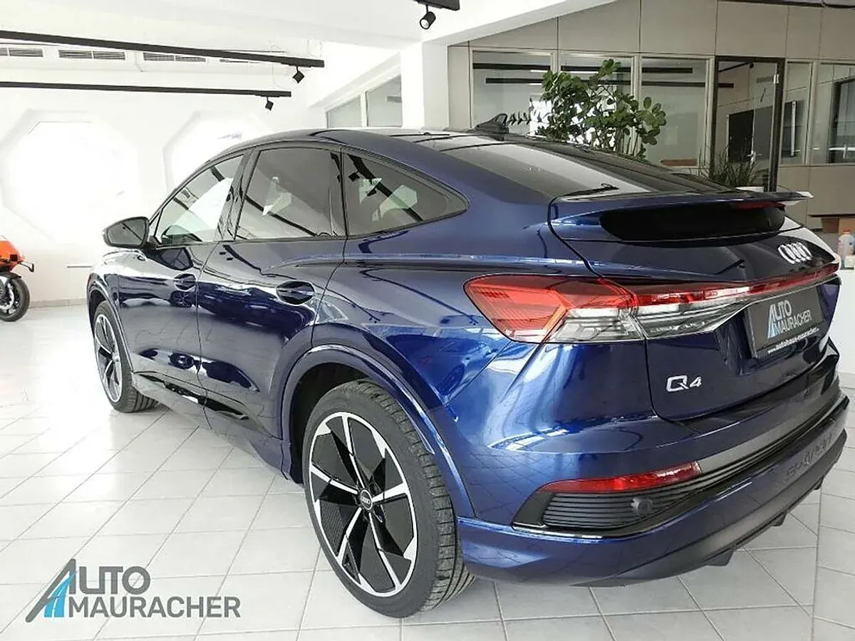 Audi Q4 2021 photo 4