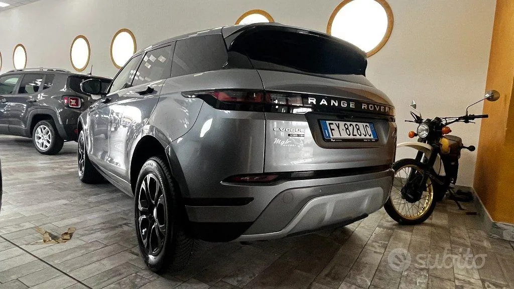 Land Rover Range Rover Evoque 2019 photo 4