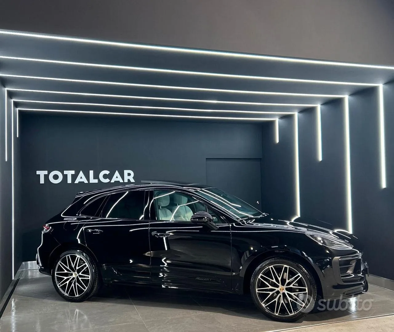 Porsche Macan 2024 photo 2