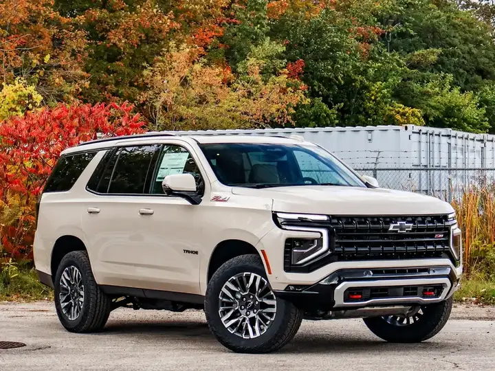 Chevrolet Tahoe 2027 photo 2