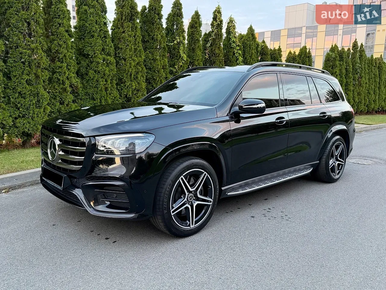 Mercedes-Benz Gls-Class 2019 photo 3