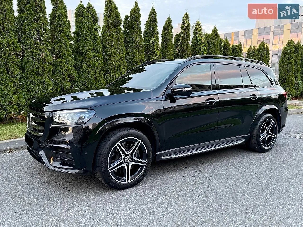 Mercedes-Benz Gls-Class 2019 photo 4