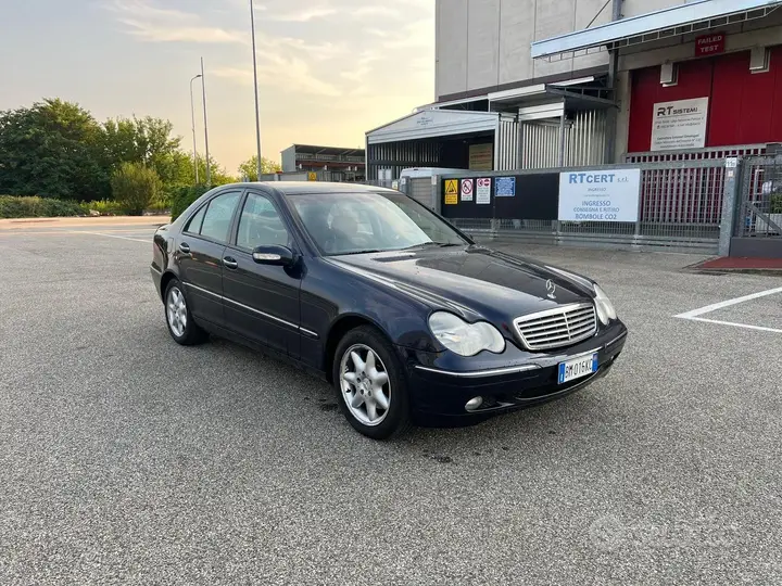 Mercedes-Benz C-Class 2000 photo 3