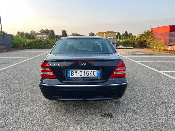 Mercedes-Benz C-Class 2000 photo 5