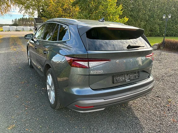 Skoda Enyaq 2022 photo 4