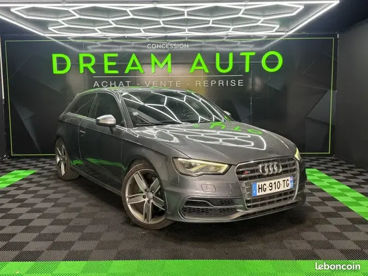 Audi S3 2013 photo 2