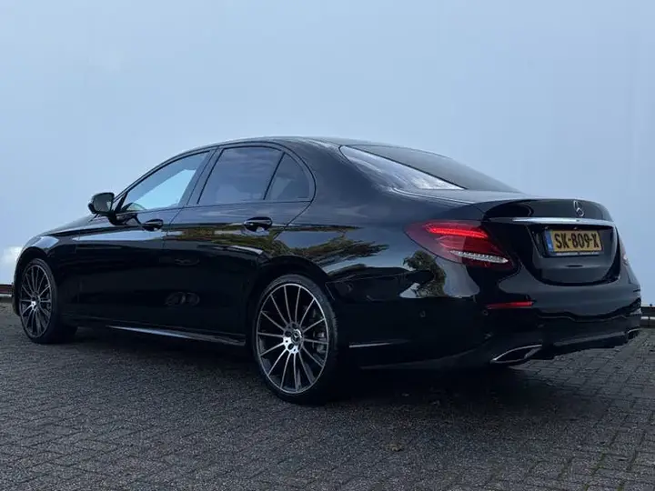 Mercedes-Benz E-Class 2017 photo 2