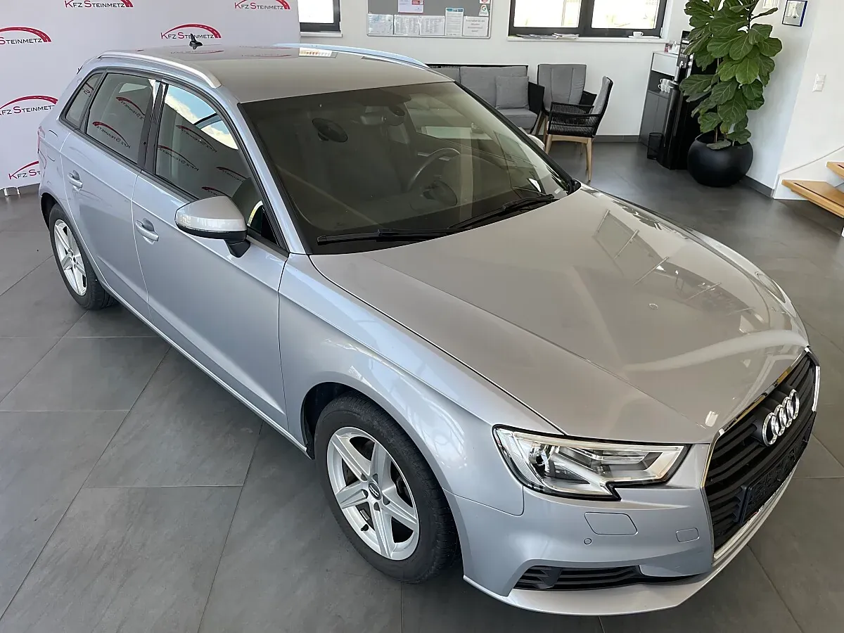Audi A3 2019 photo 3