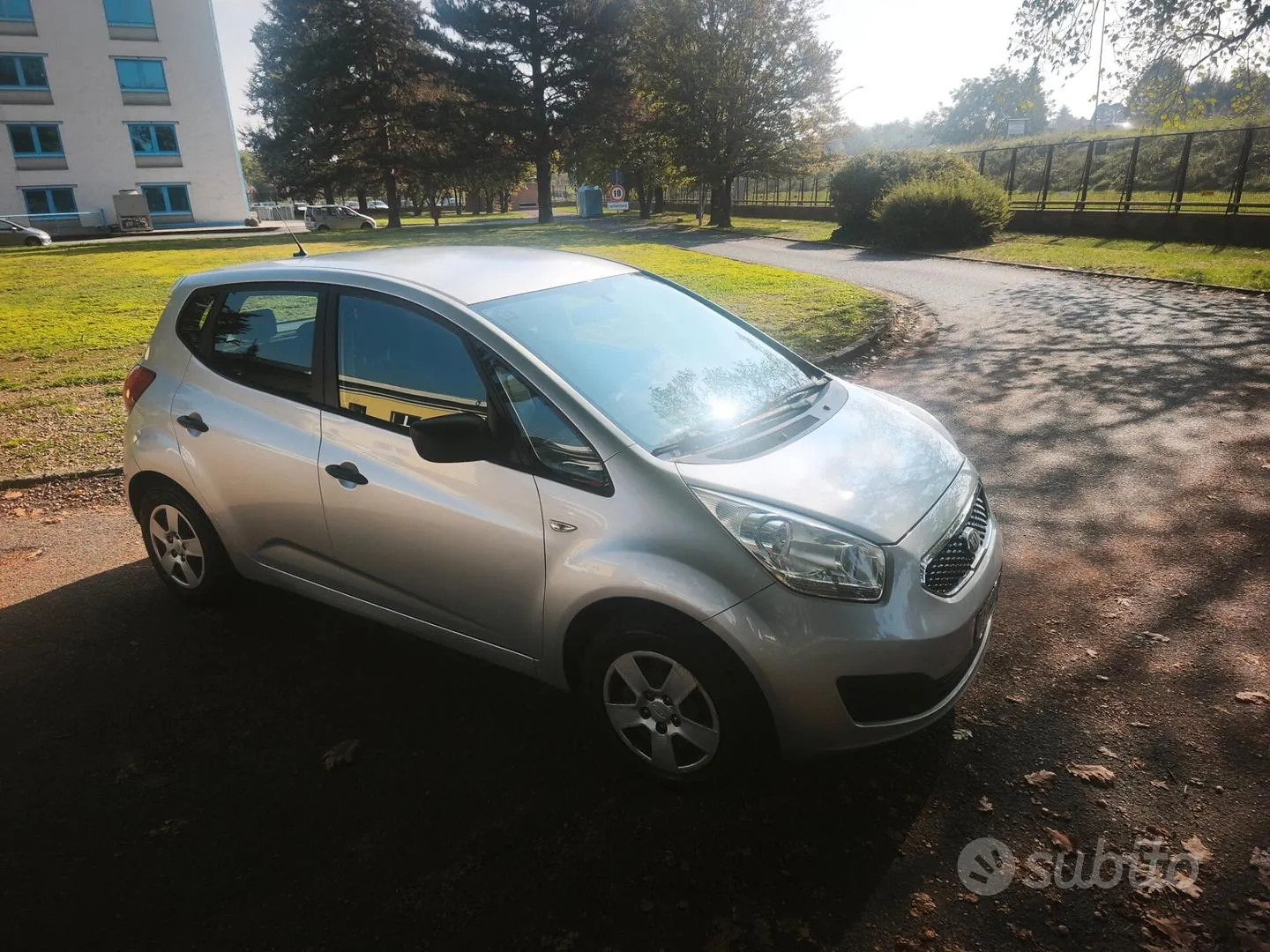 Kia Venga 2013 photo 4