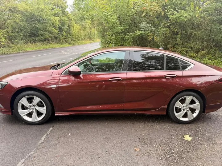 Vauxhall Insignia 2019 photo 4