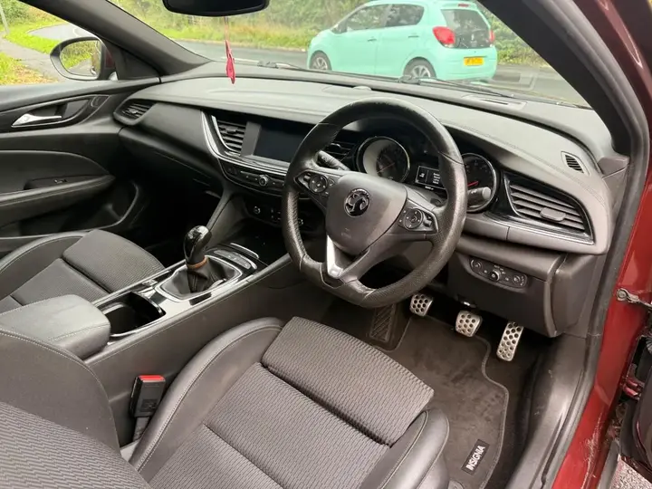 Vauxhall Insignia 2019 photo 5