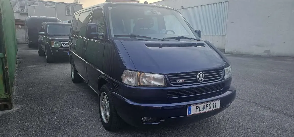 Volkswagen Multivan 2003 photo 2