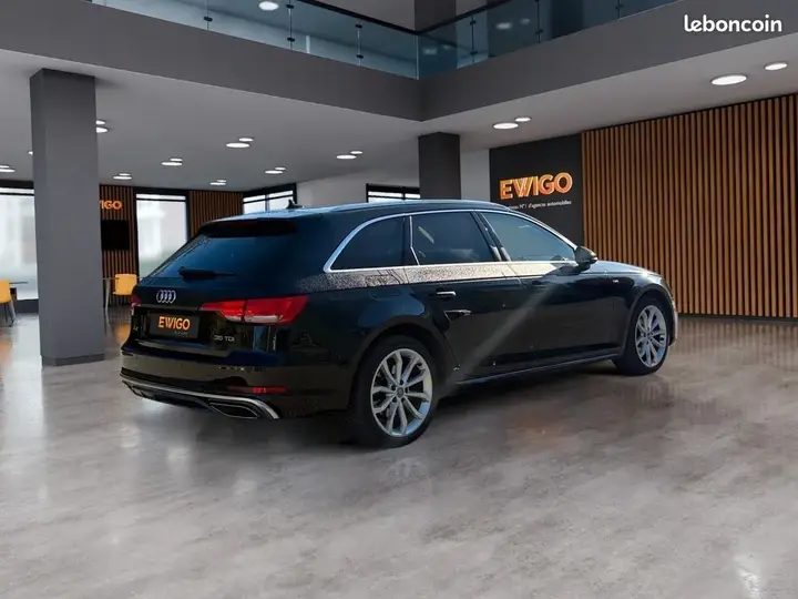 Audi A4 2019 photo 2