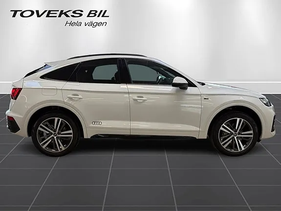 Audi Q5 2022 photo 2