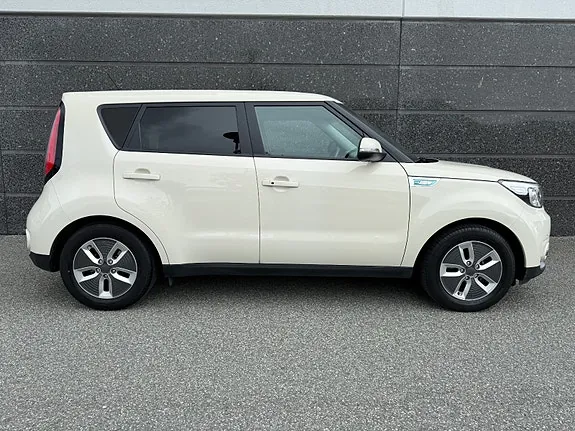 Kia Soul 2018 photo 2