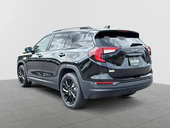 GMC Terrain 2024 photo 4