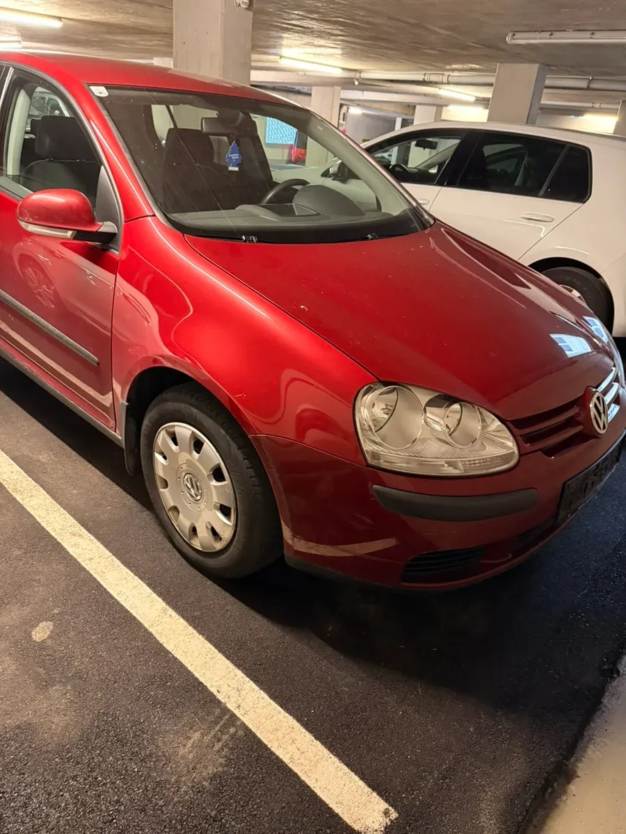 Volkswagen Golf 2005 photo 2