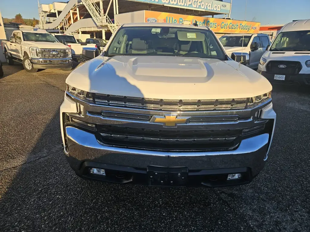 Chevrolet Silverado 1500 2021 photo 2