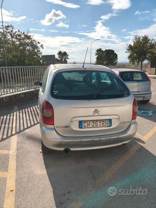 Citroen Xsara Picasso 2003 photo 2