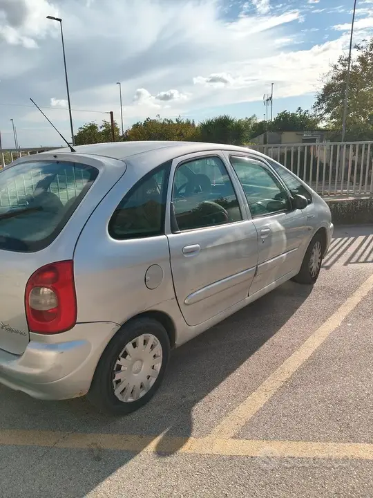 Citroen Xsara Picasso 2003 photo 4
