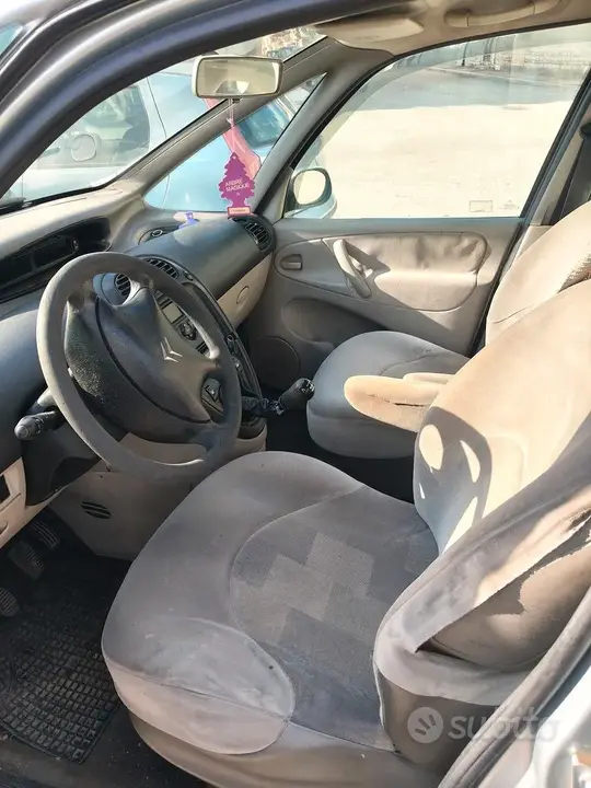 Citroen Xsara Picasso 2003 photo 5