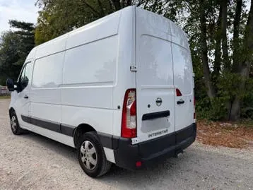 Nissan Interstar 2023 photo 2