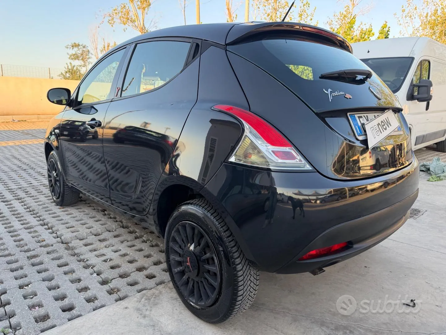 Lancia Ypsilon 2014 photo 4