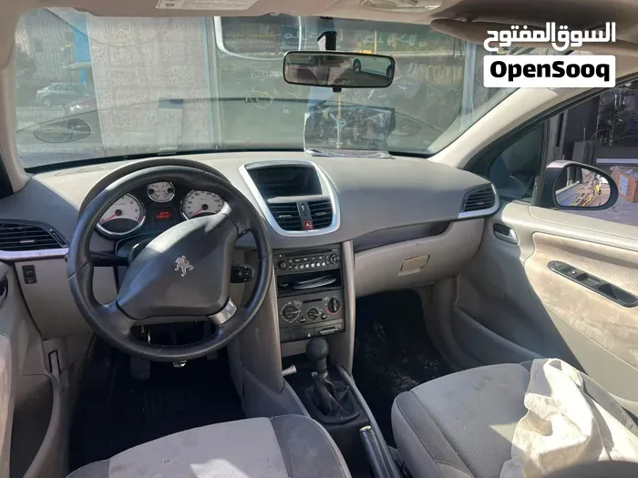 Peugeot 207 2009 photo 4