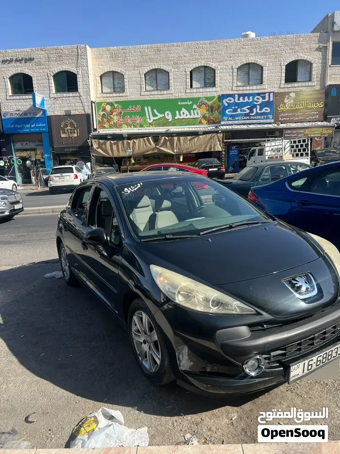 Peugeot 207 2009 photo 2