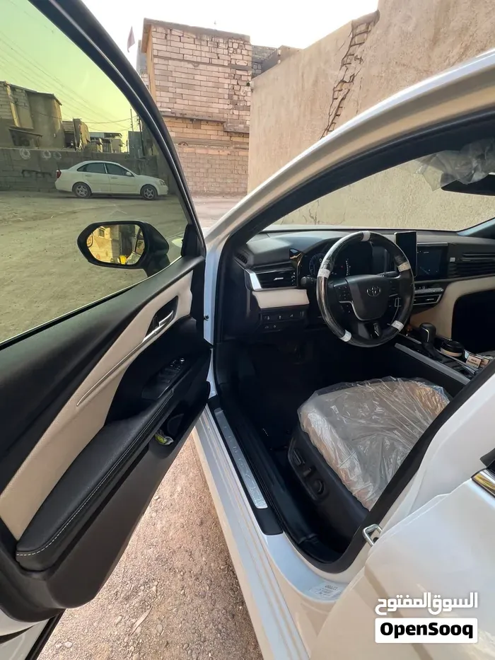 Toyota Camry 2025 photo 4