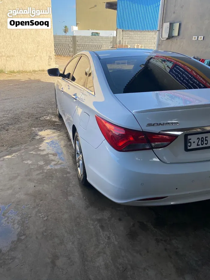 Hyundai Sonata 2013 photo 4